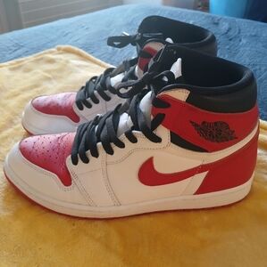 Air Jordan 1 Retro High OG  10.5  White, Red & Black
